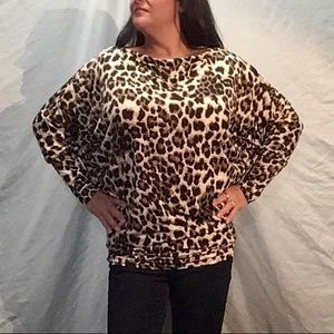 NWT Vine & Love Leopard print blouse